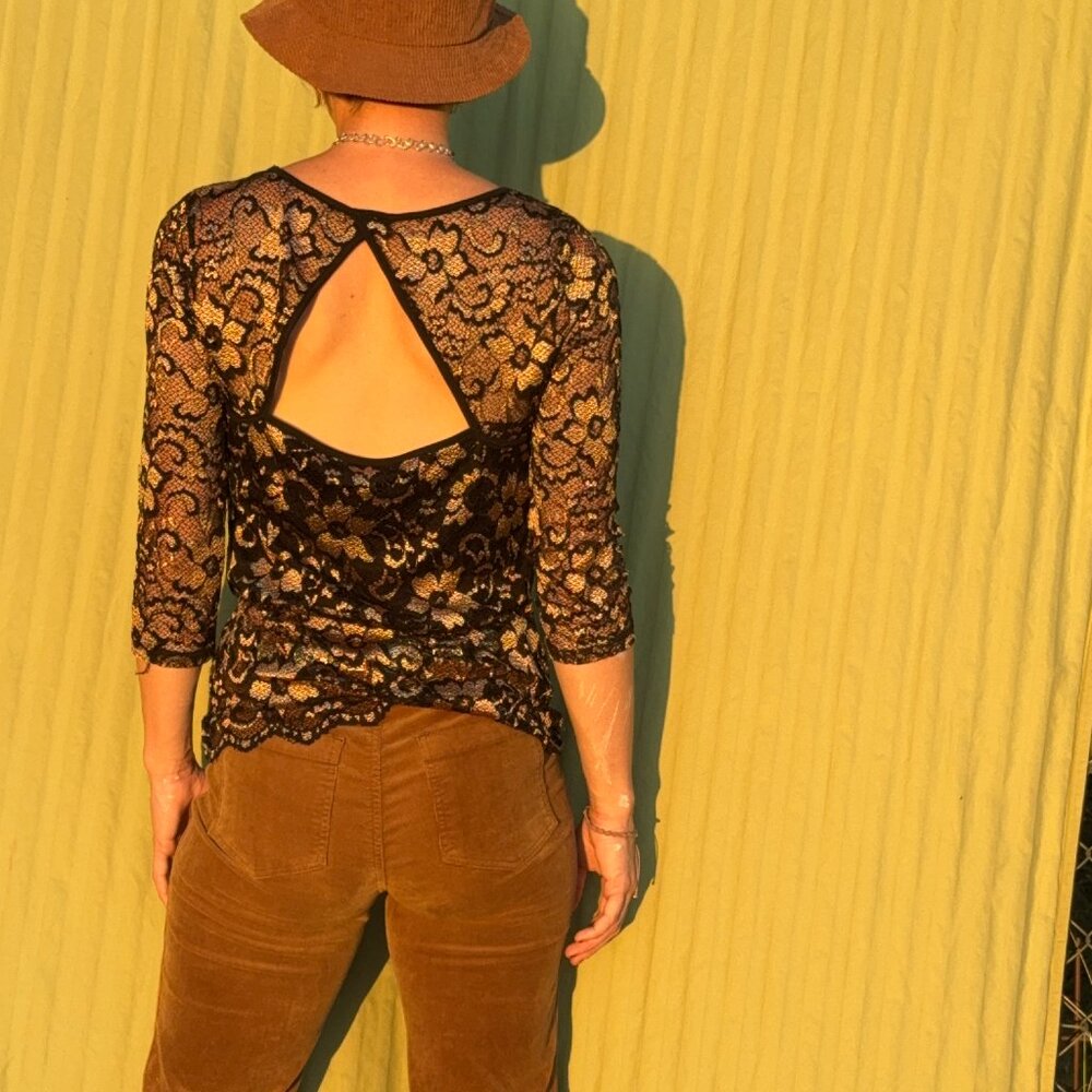 Gold Black Floral lace Blouse - Picture 4 of 6